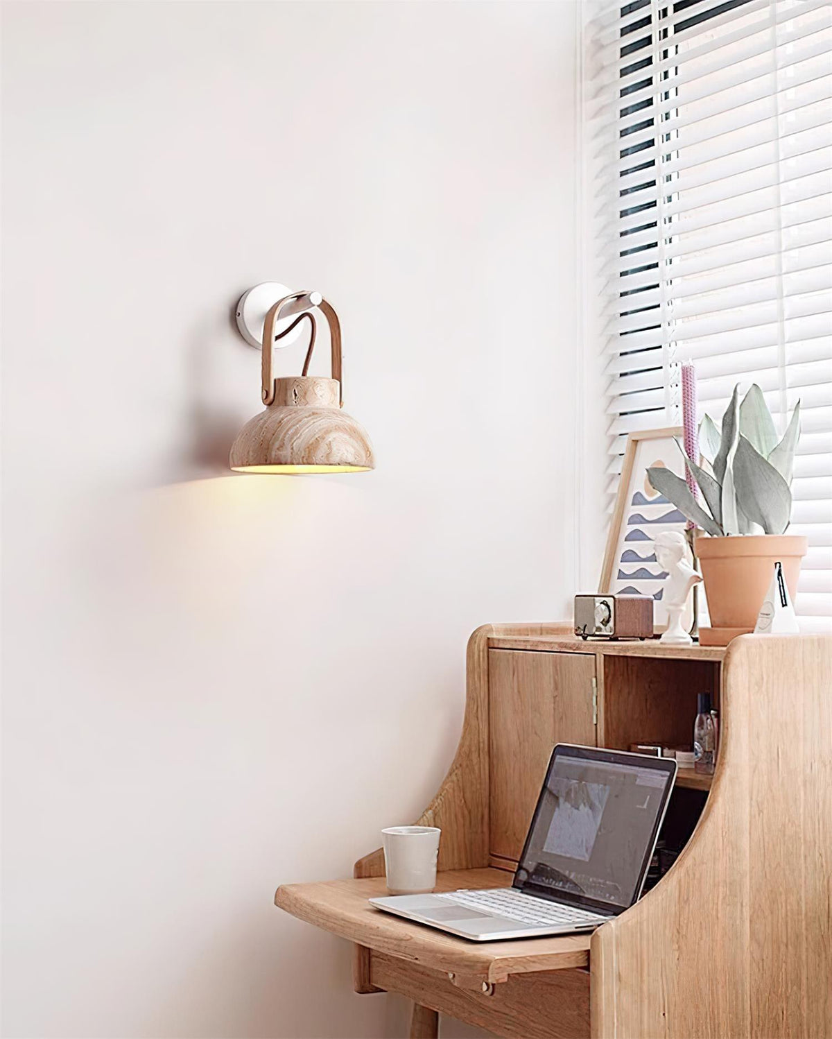 Lorelei Wall Lamp