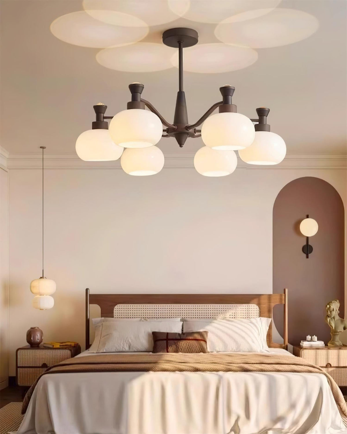 Sialy Chandelier