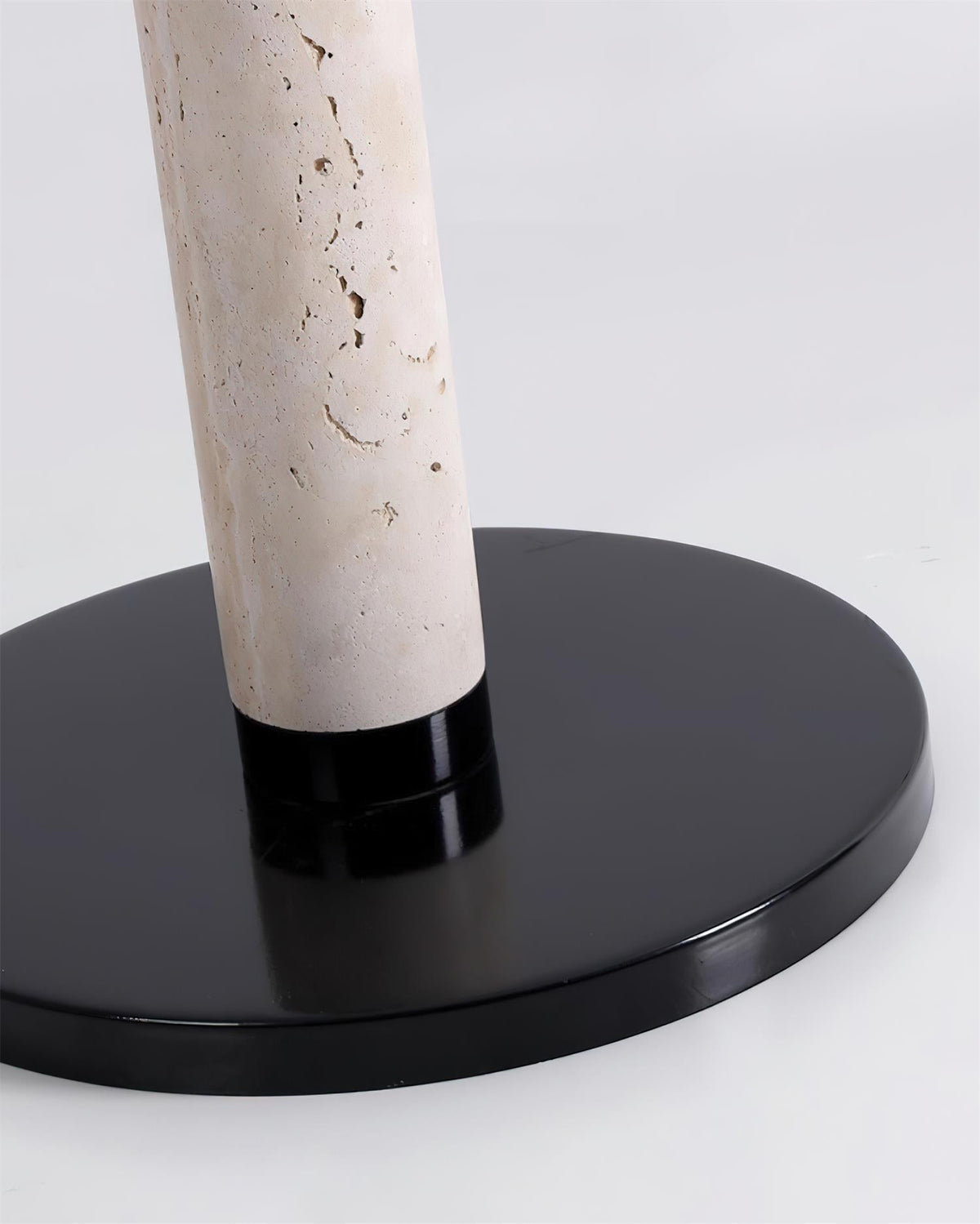 Avenenella Floor Lamp