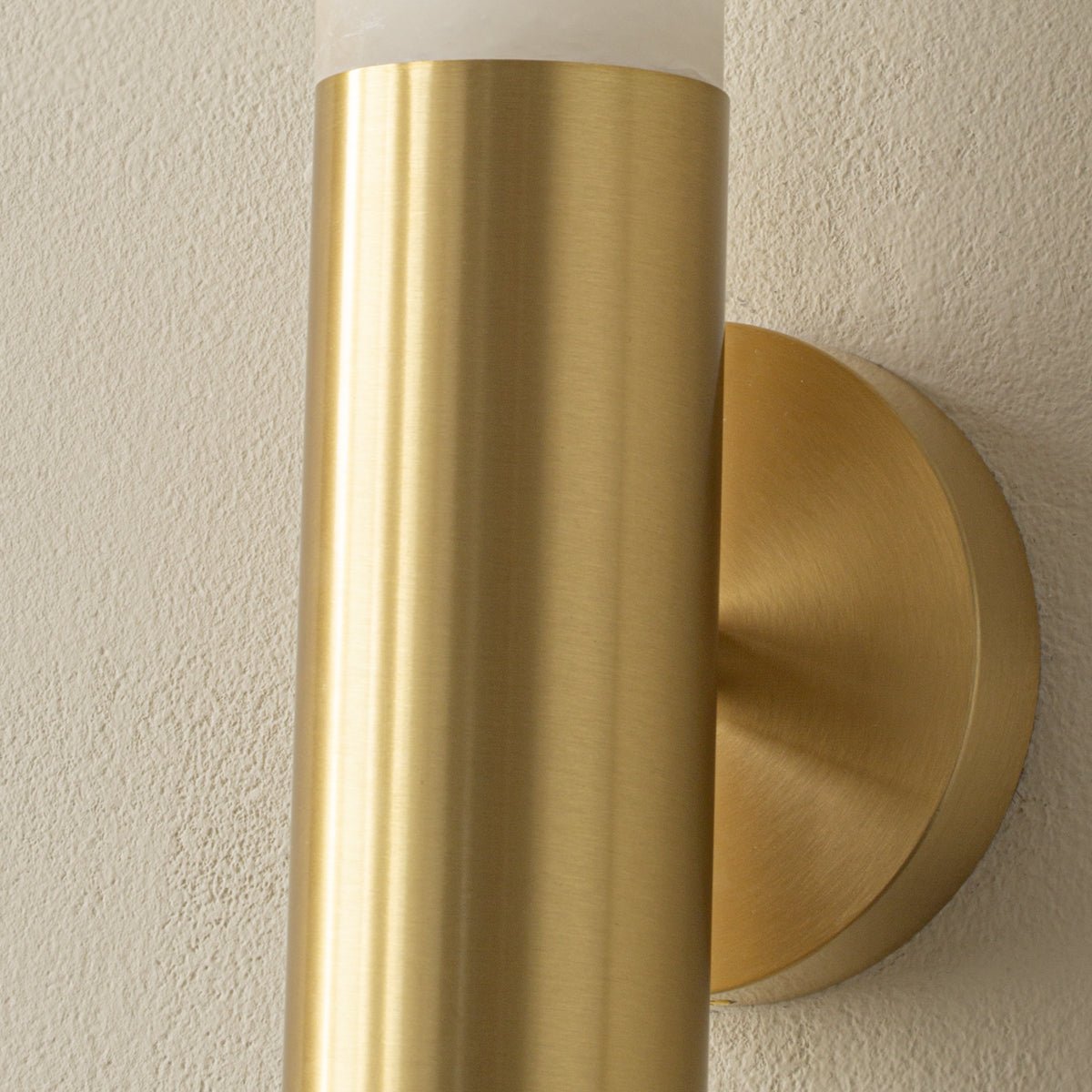 Evtalos Cylinder Alabaster Wall Light