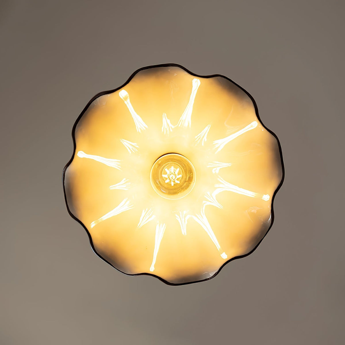 Viraiette Pendant Light
