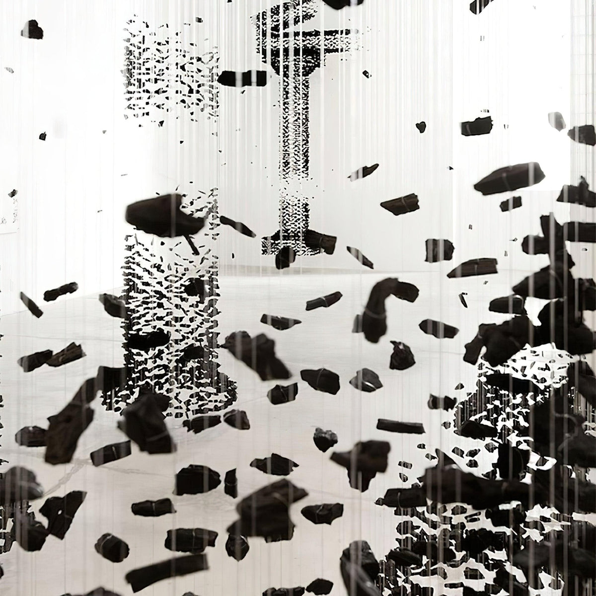 Orinridge Black Stones Chandelier