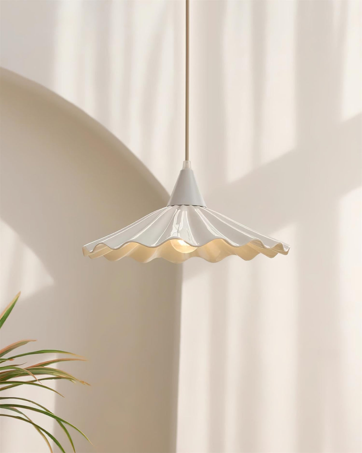 Zavo White Ceramic Pendant Light