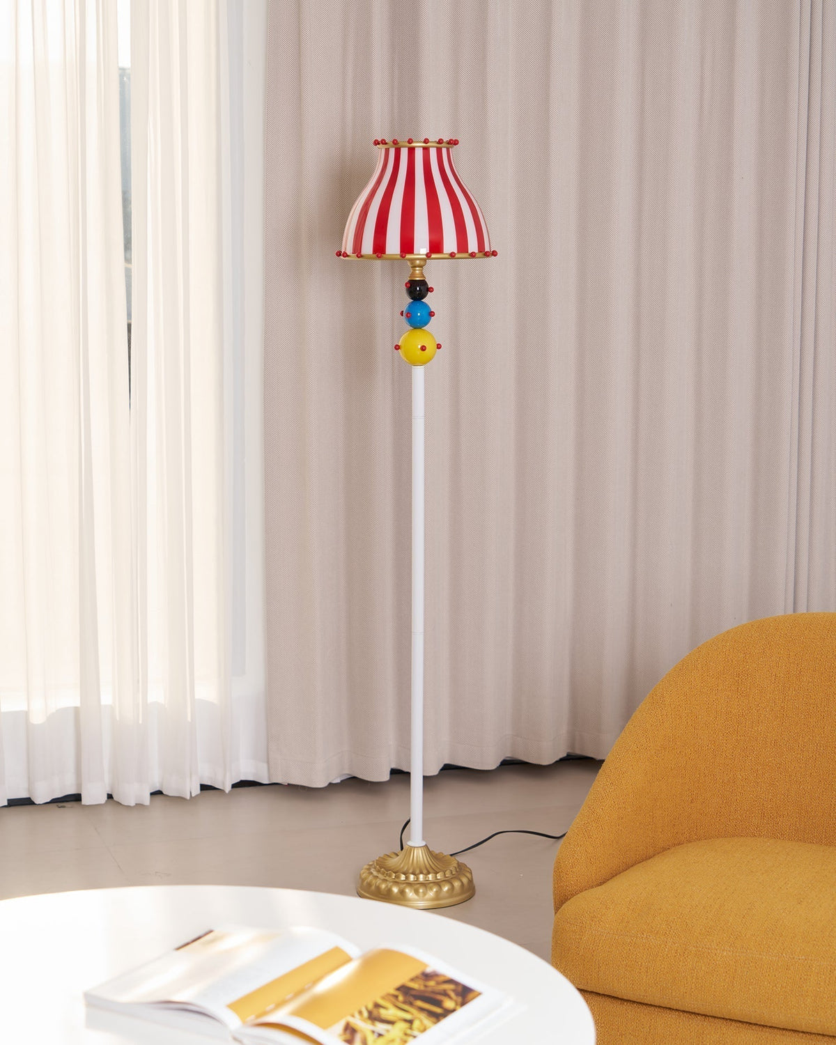 Teriaaine Floor Lamp