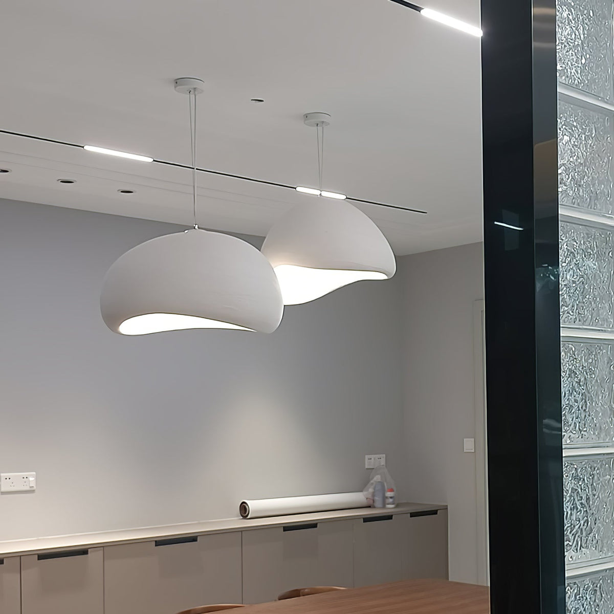 Ivinan Minimalist Cloud Pendant Light