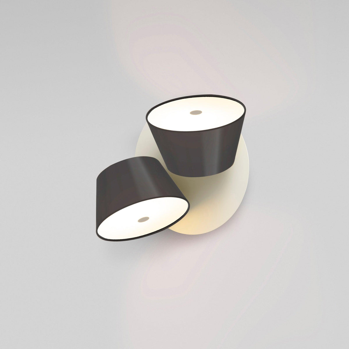 Fivra Wall Lamp