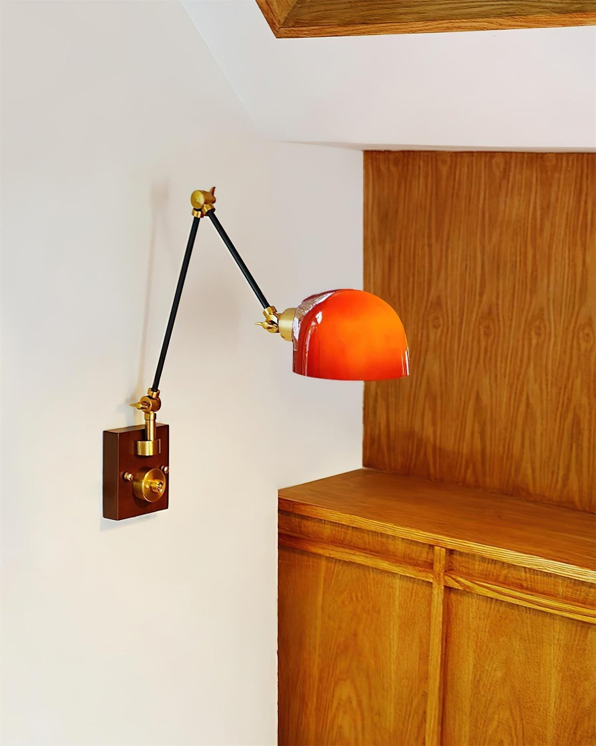 Rynette Wall Lamp