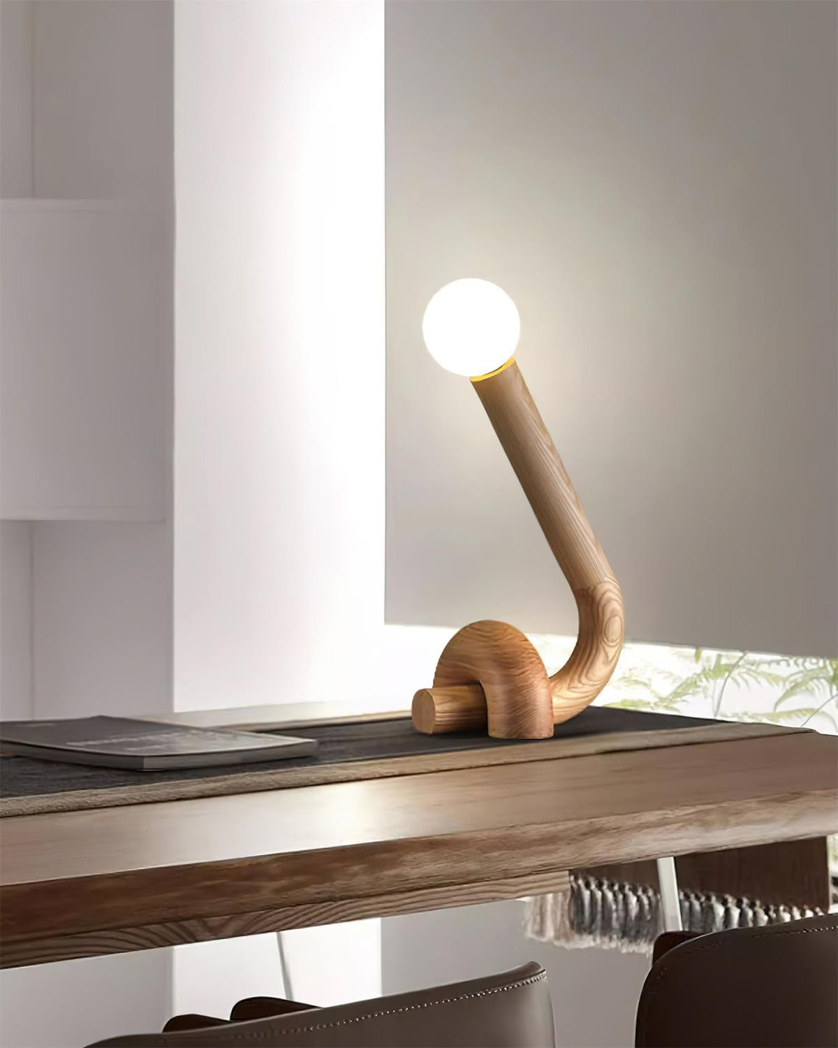 Mirisiella Table Lamp