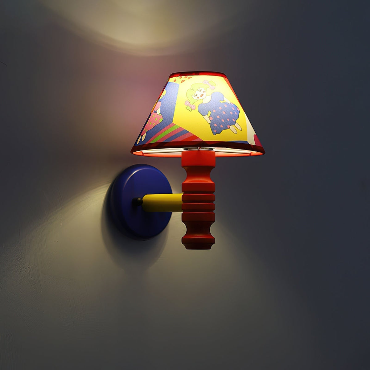 Kaler Wall Lamp
