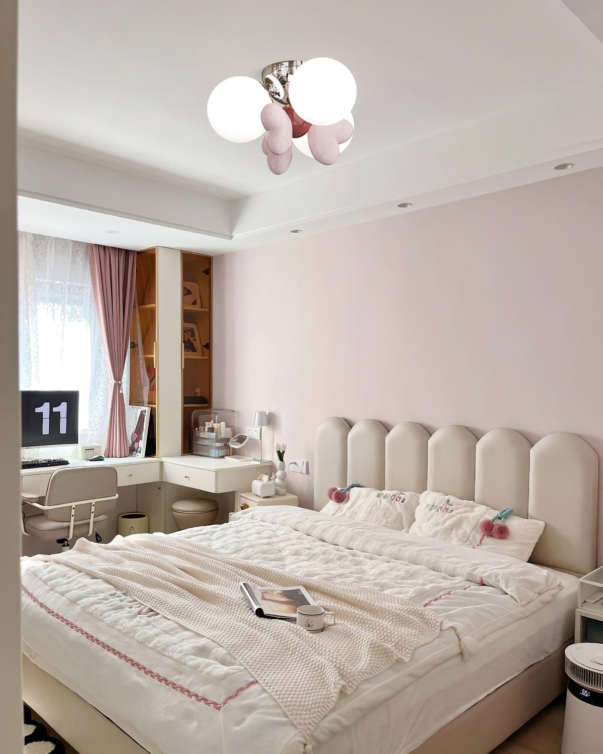 Amelisse Ceiling Light