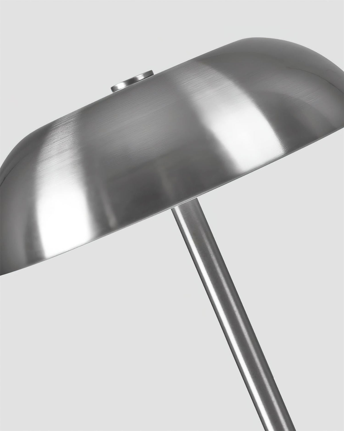 Seleline Charge Table Lamp
