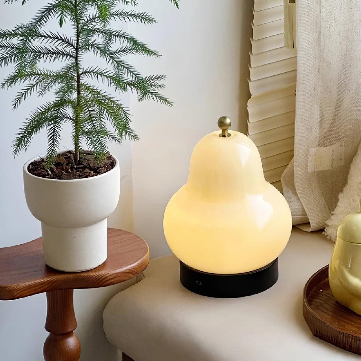 Rivoria Table Lamp (built-in battery)