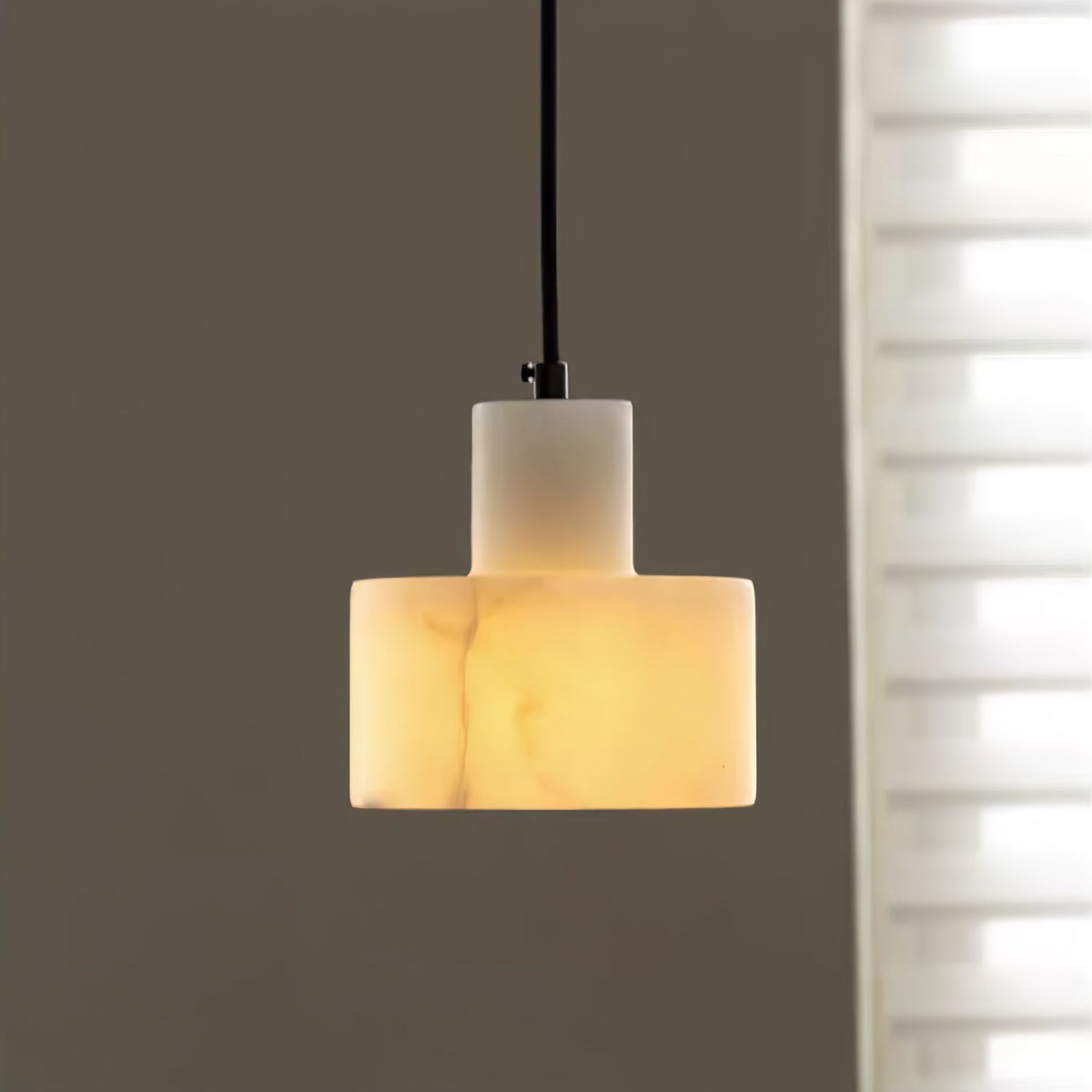 Alabaster Pendant Lgiht Dual Cylindrical