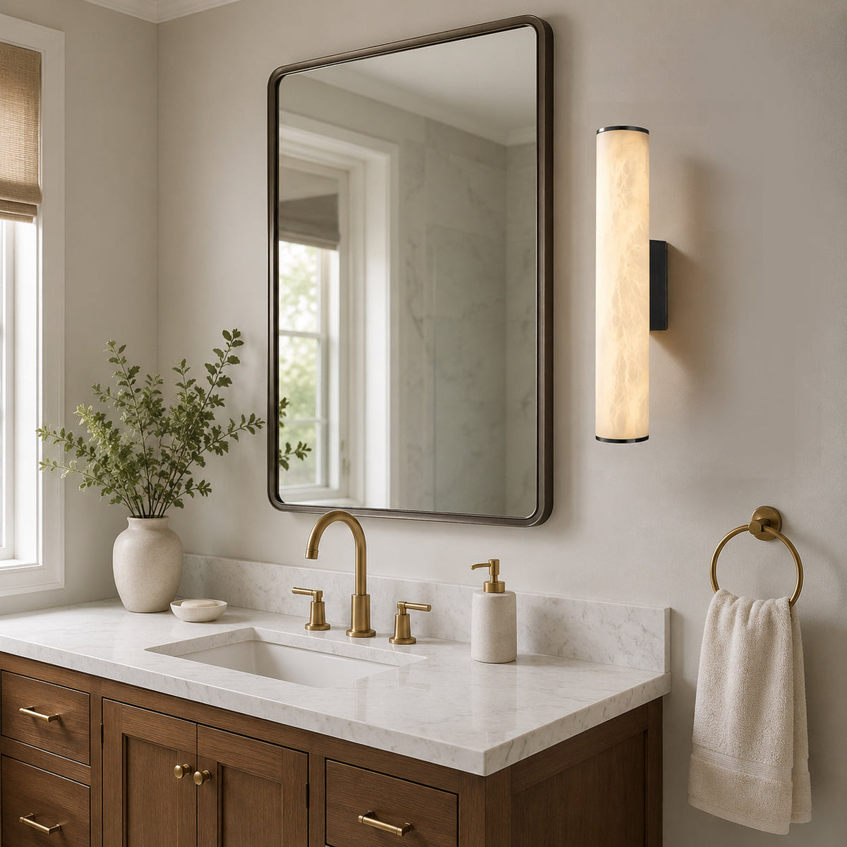 Nivalise Garonne Alabaster Wall Sconce