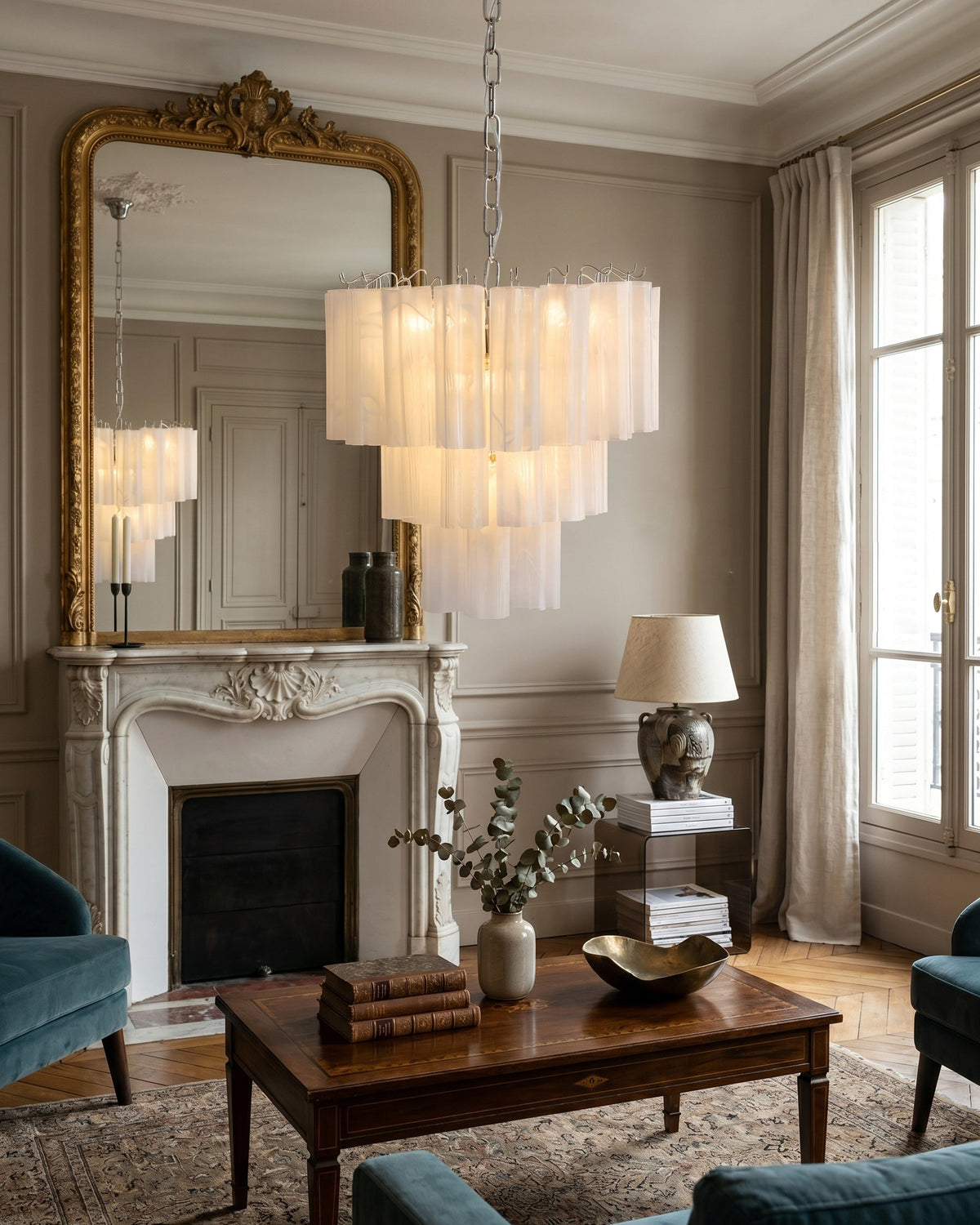 Lioran Chandelier