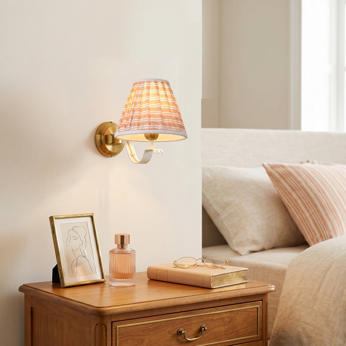 Terioraya Wall Sconce
