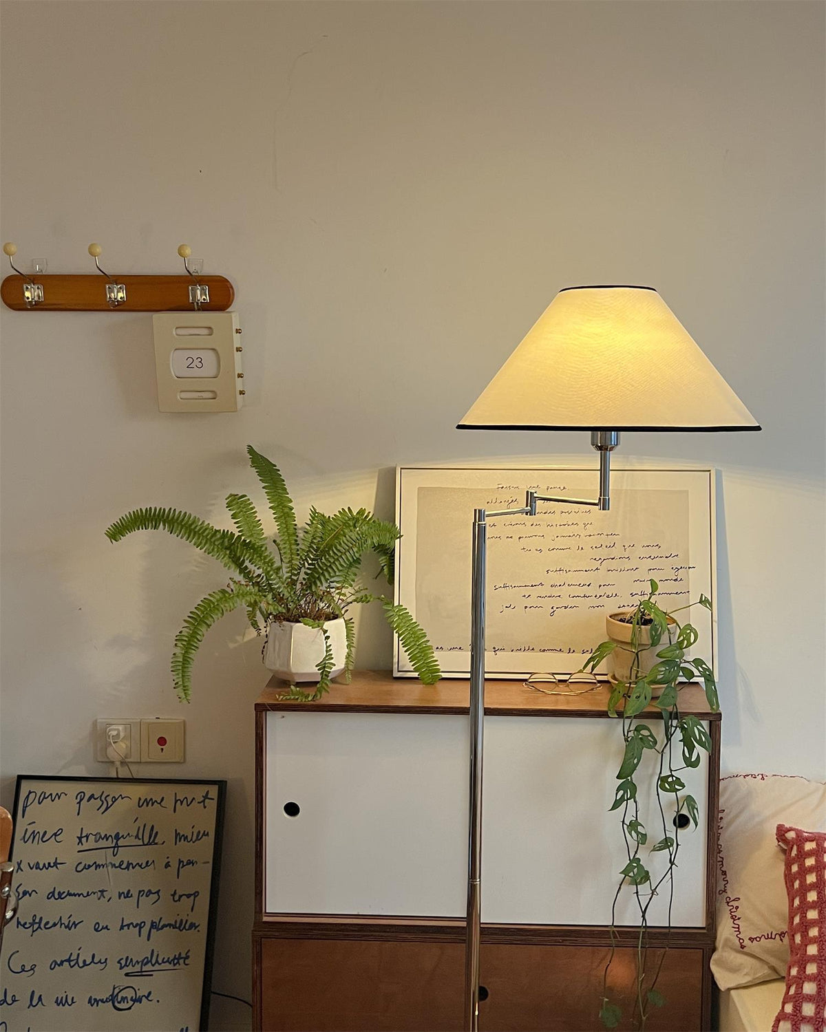 Rivaleria Floor Lamp