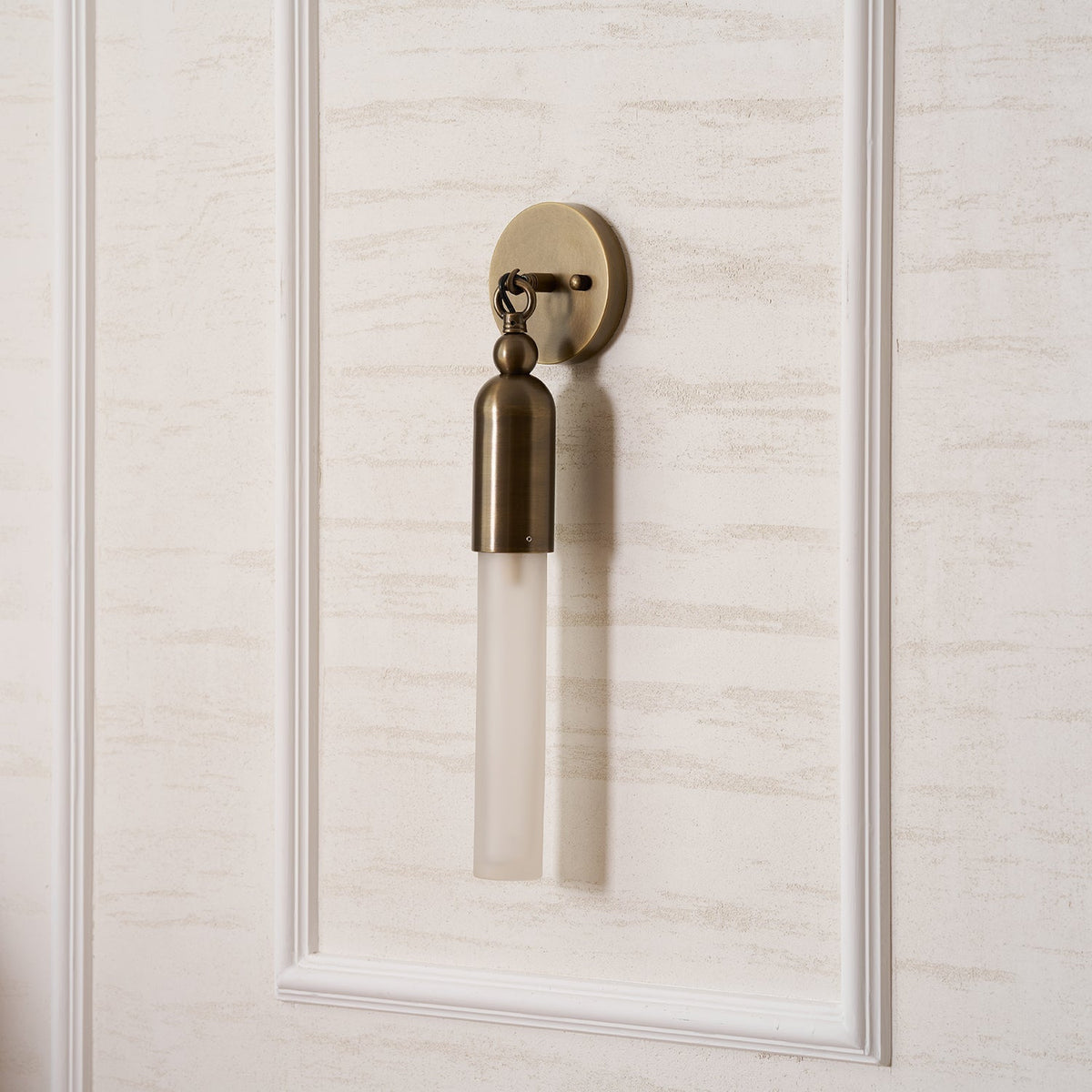 Veymont Darby Wall Lamp