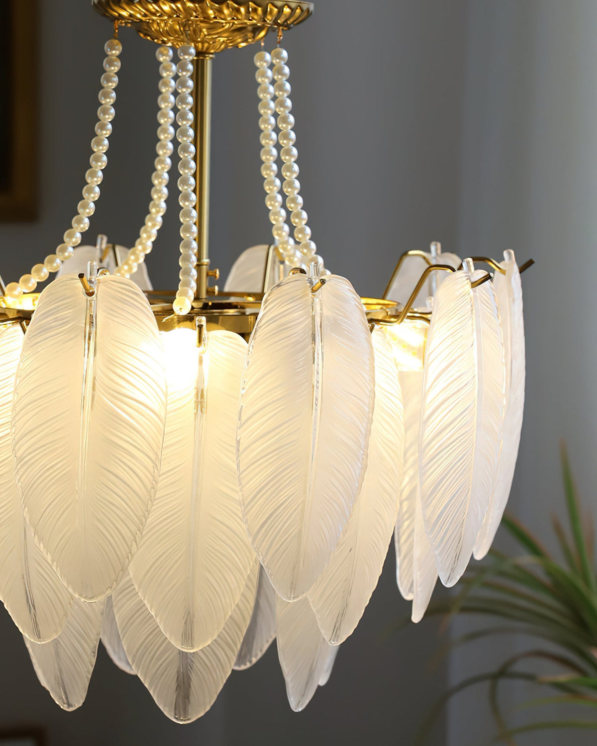 Seravelle Chandelier