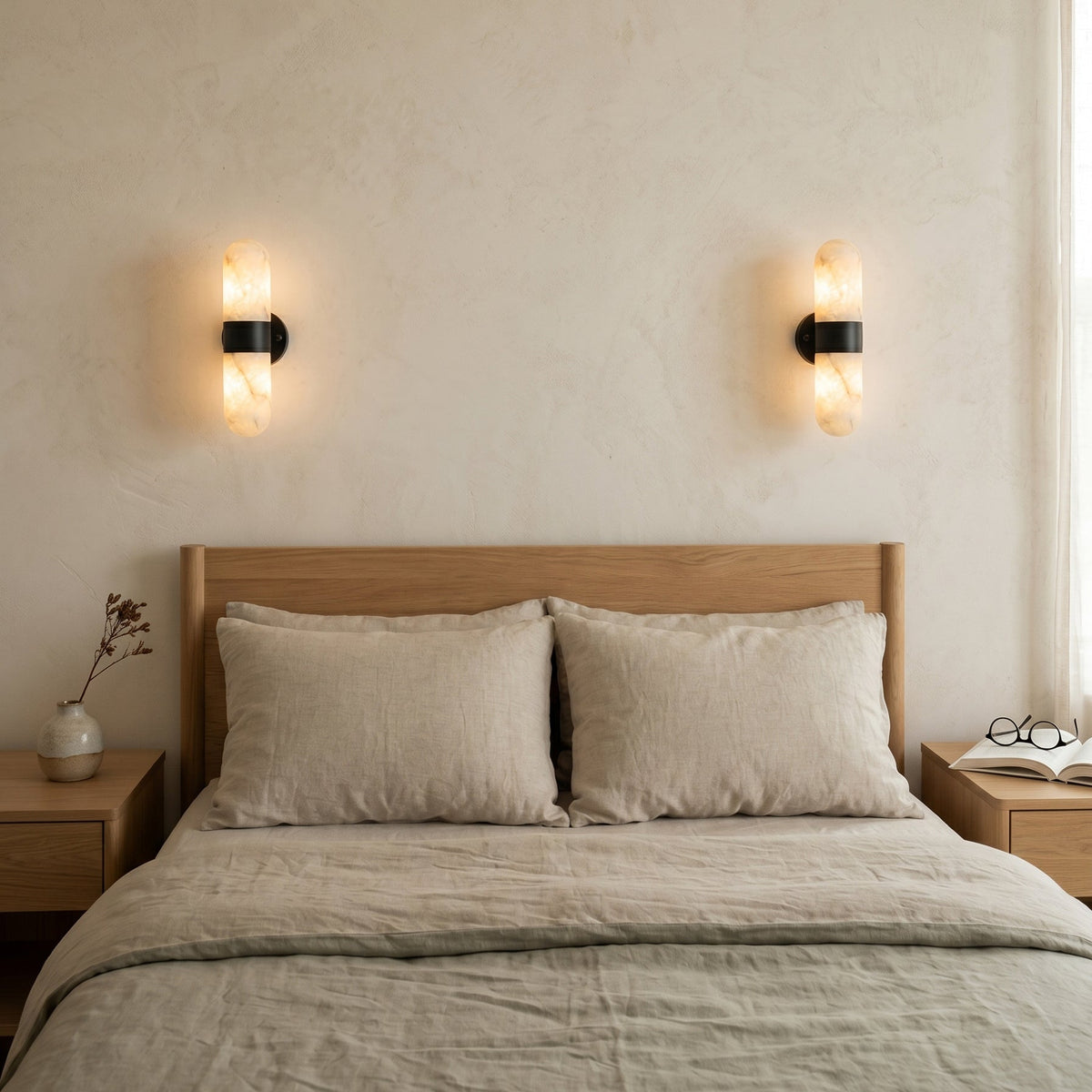Lysandro Sconce