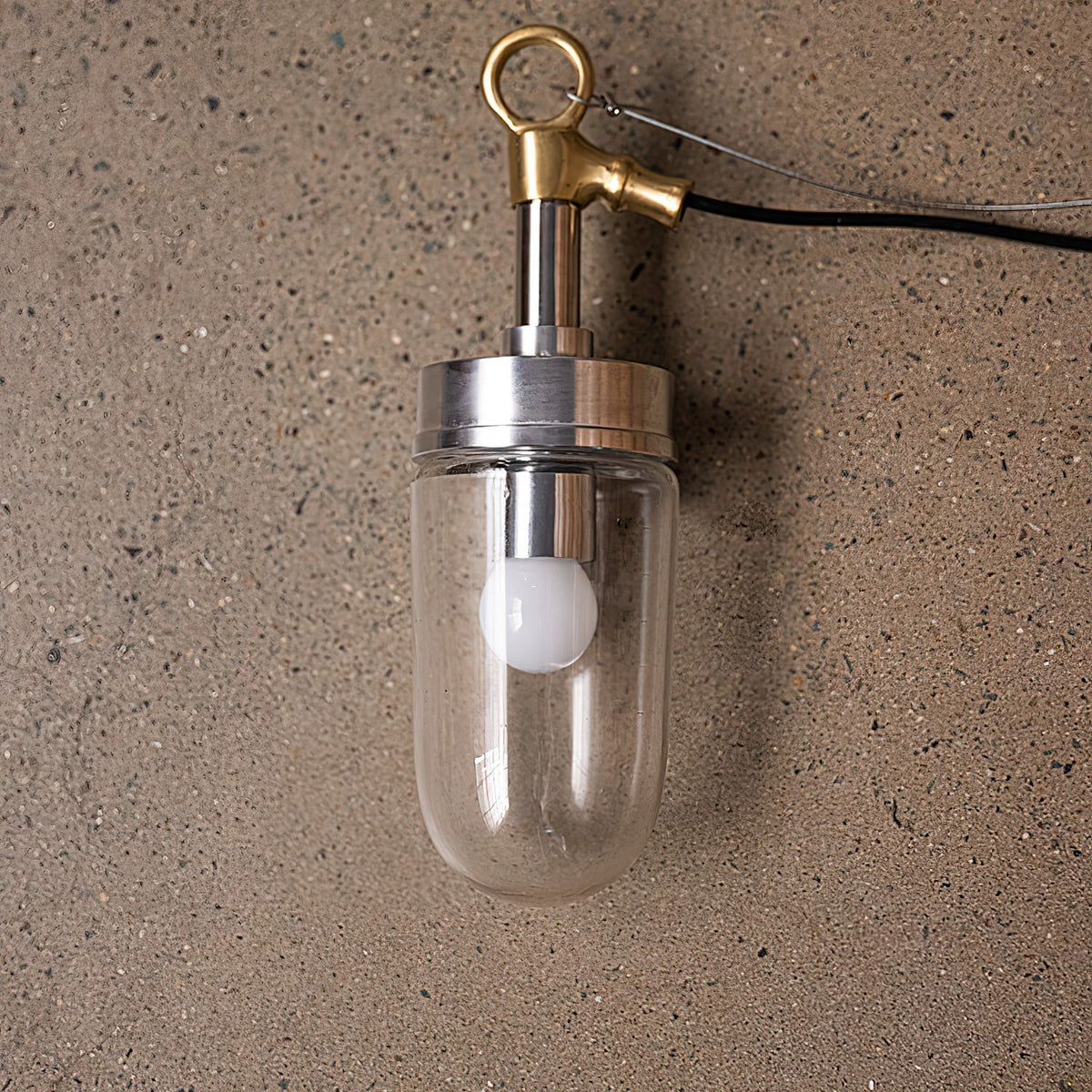 Seluaya Capsule Pendant Light