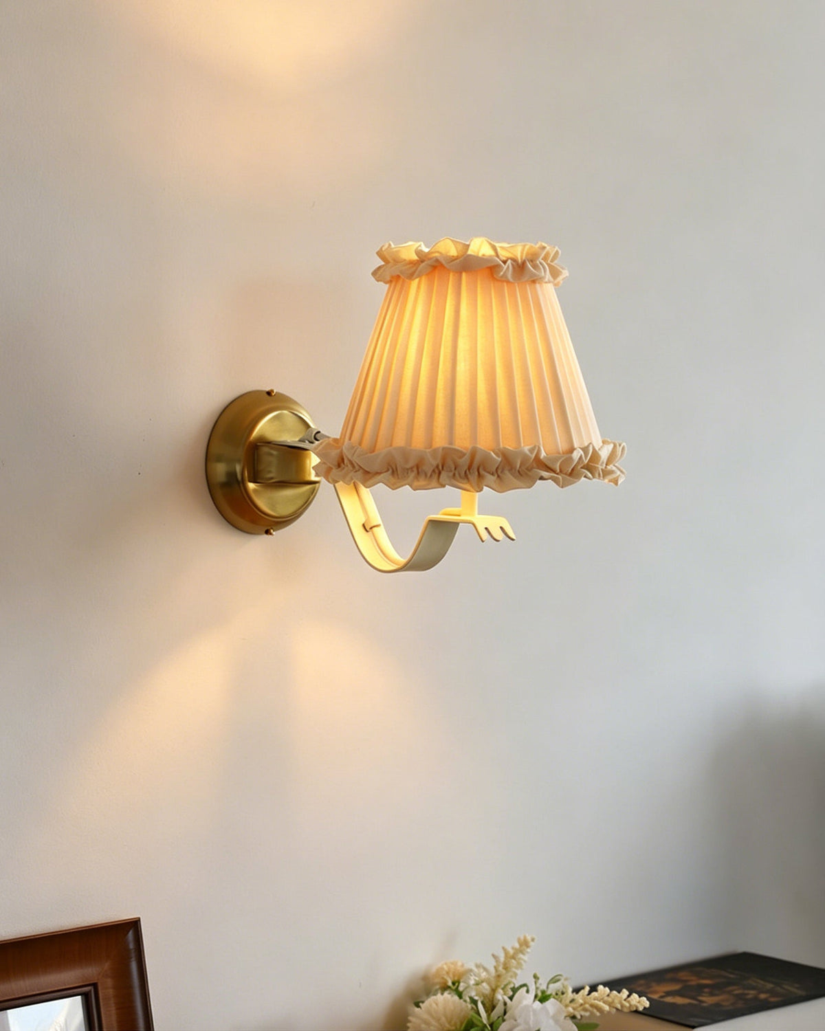 Rosabelle Ruffle Wall Sconce