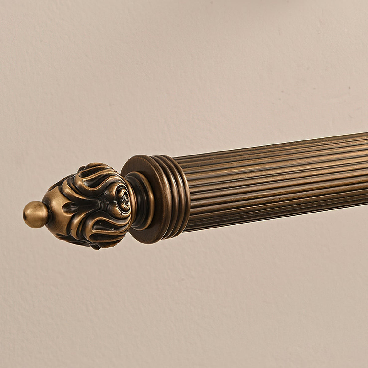 Viraararia Wall Lamp