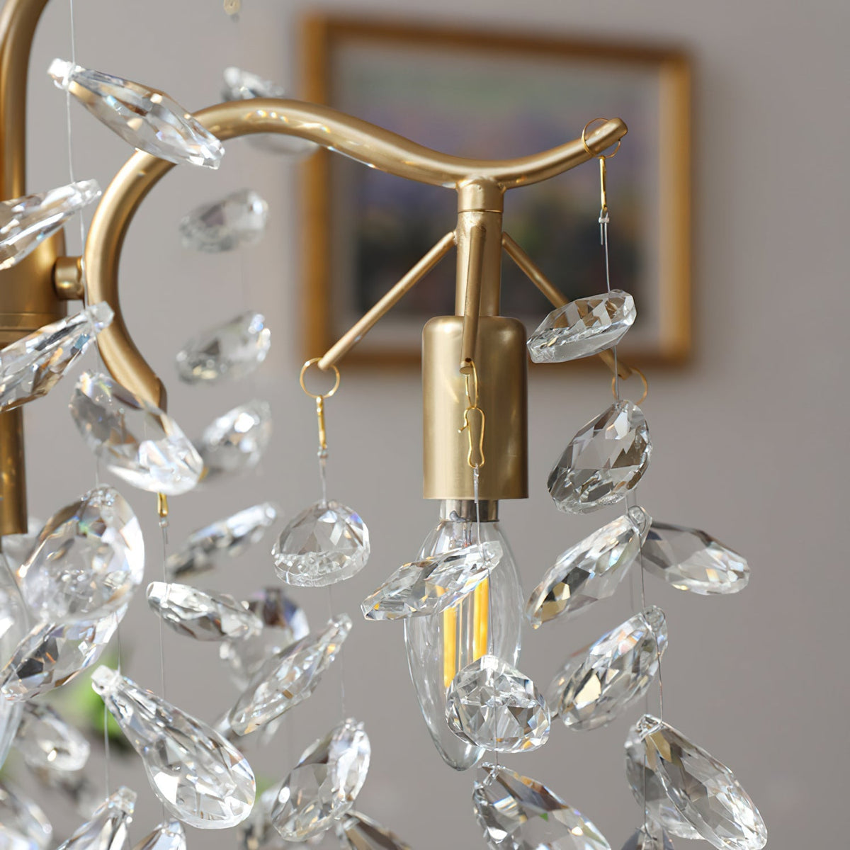 Cyrisora Crystal Leaf Pendant Light