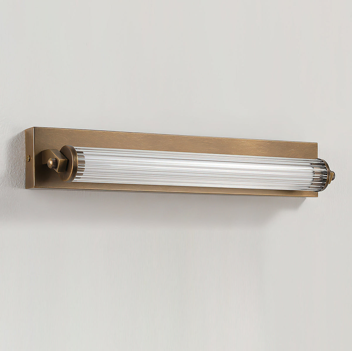 Somerset Fluted Linear Sconce