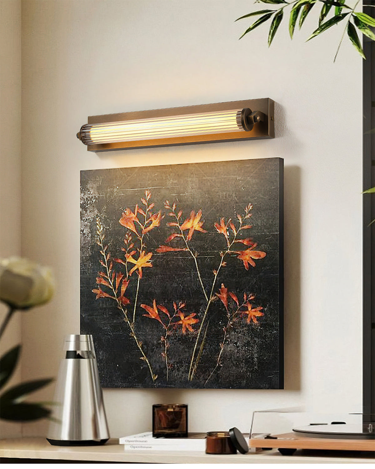 Somerset Fluted Linear Sconce