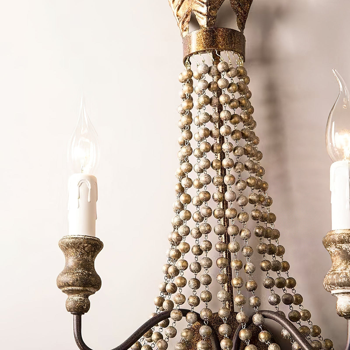 Delacroix Wall Lamp