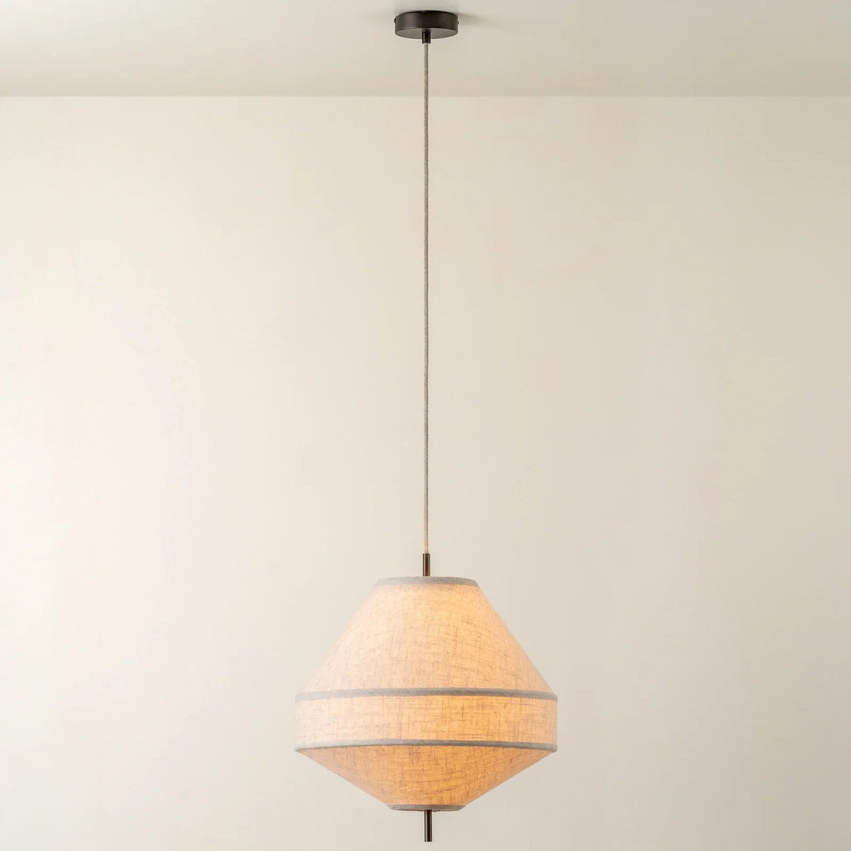 Elunara Pendant Light
