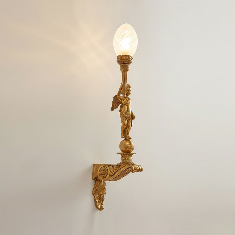 Lysand Brass Wall Lamp