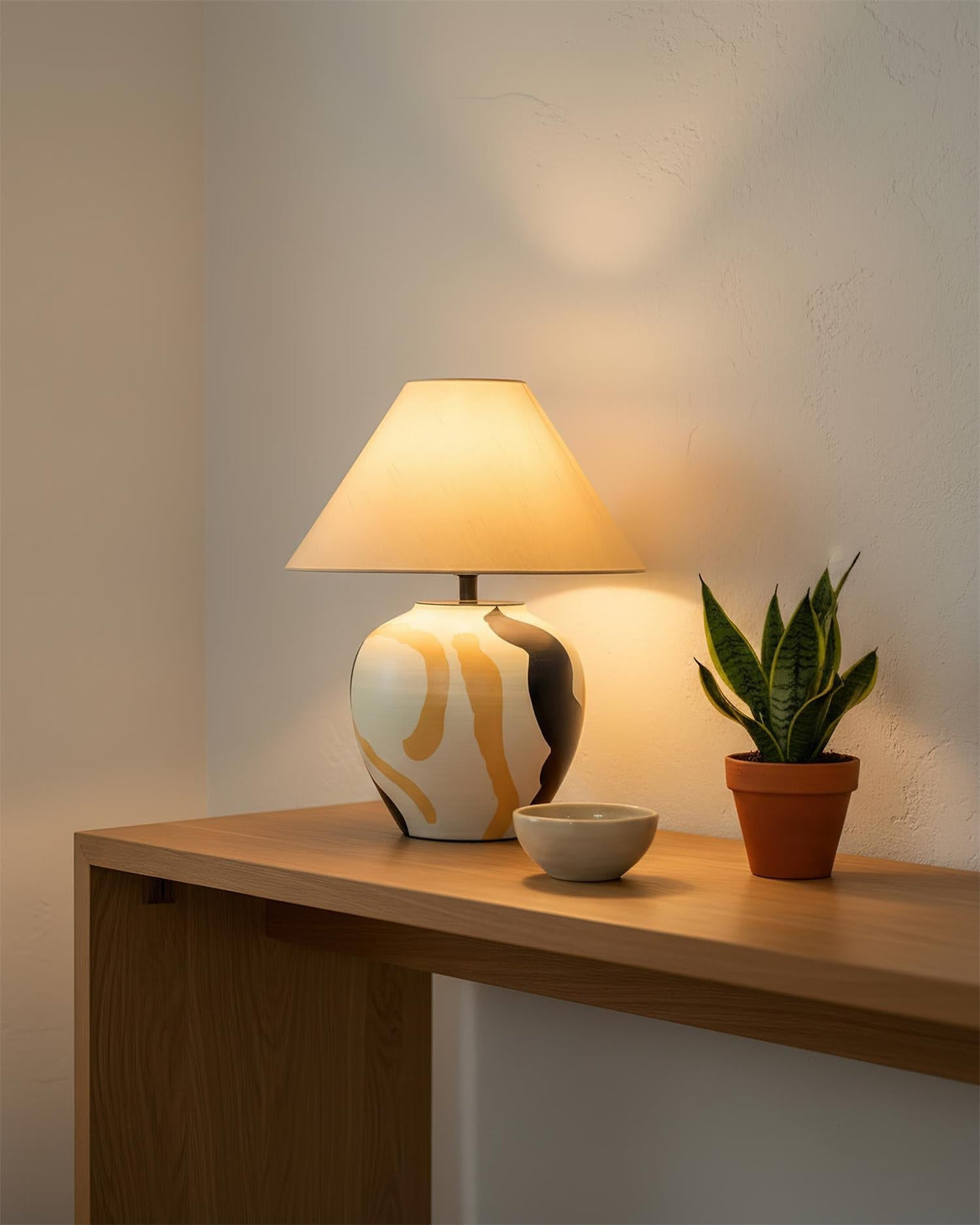 Seluella Table Lamp