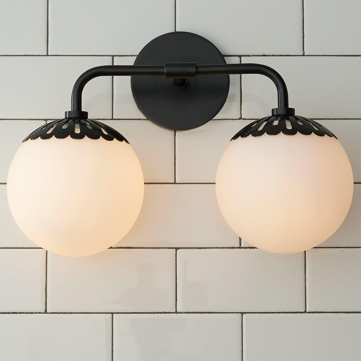 Pagumik Globe Glass Wall Lamp