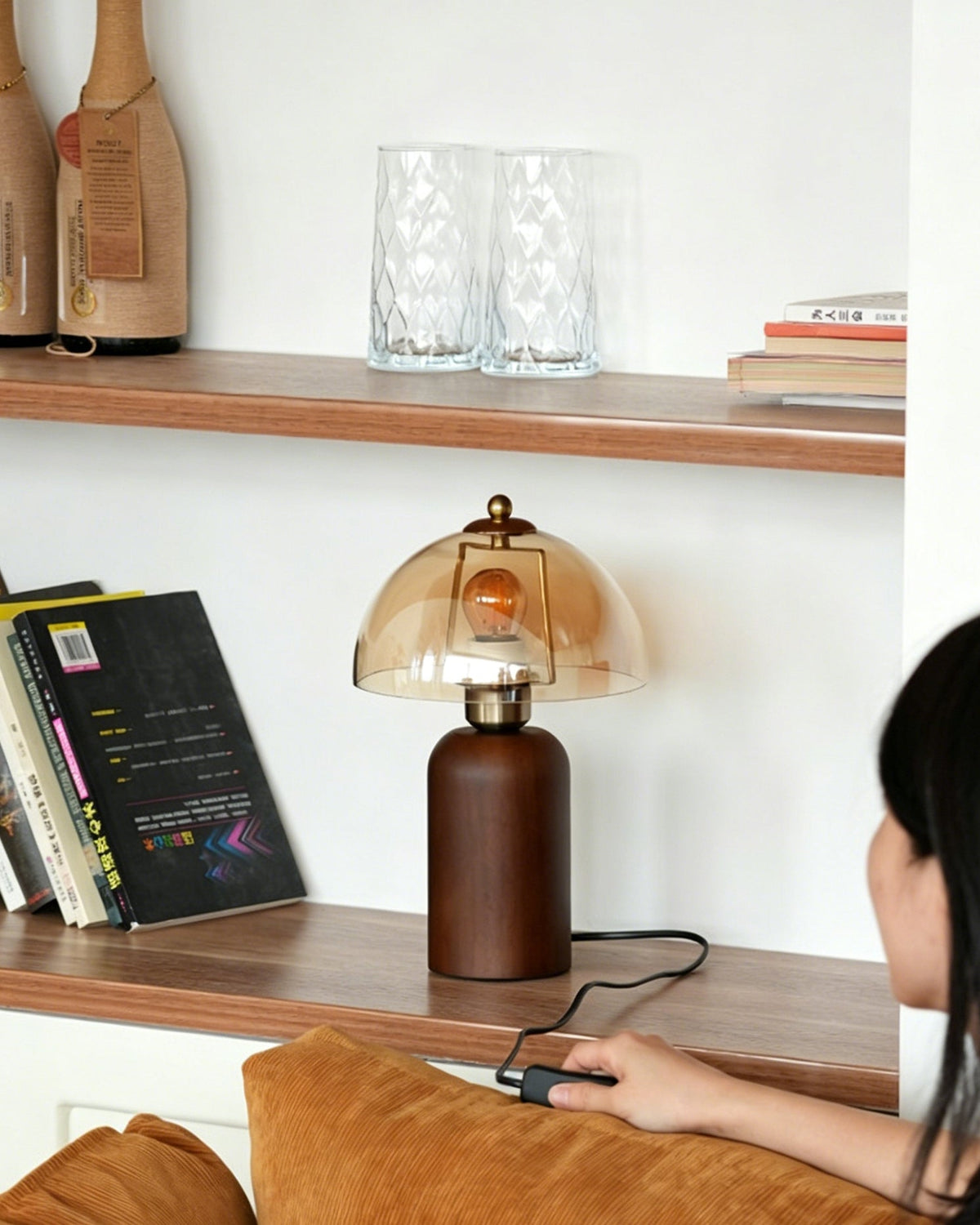 Oreliia Table Lamp
