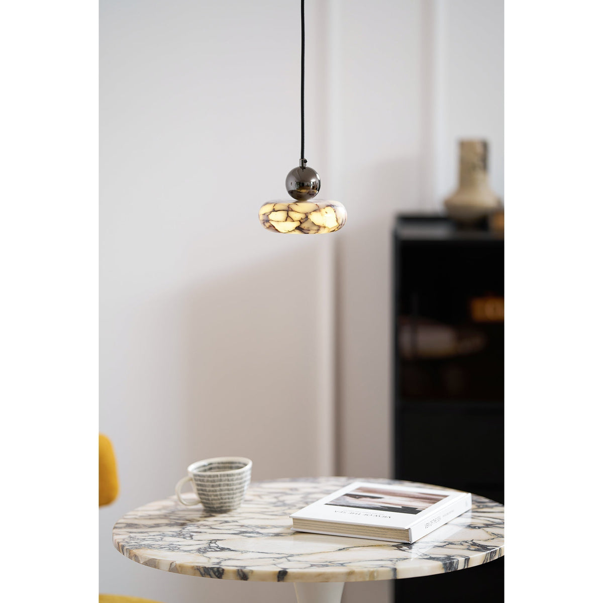 Ridge Marble Pendant Lamp