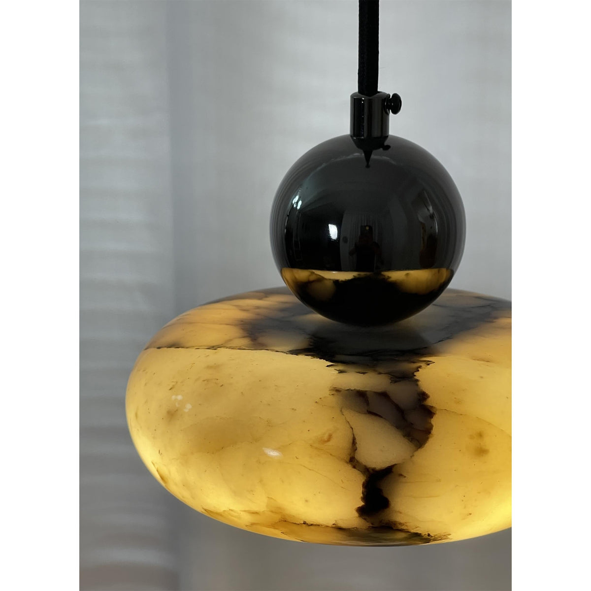 Ridge Marble Pendant Lamp
