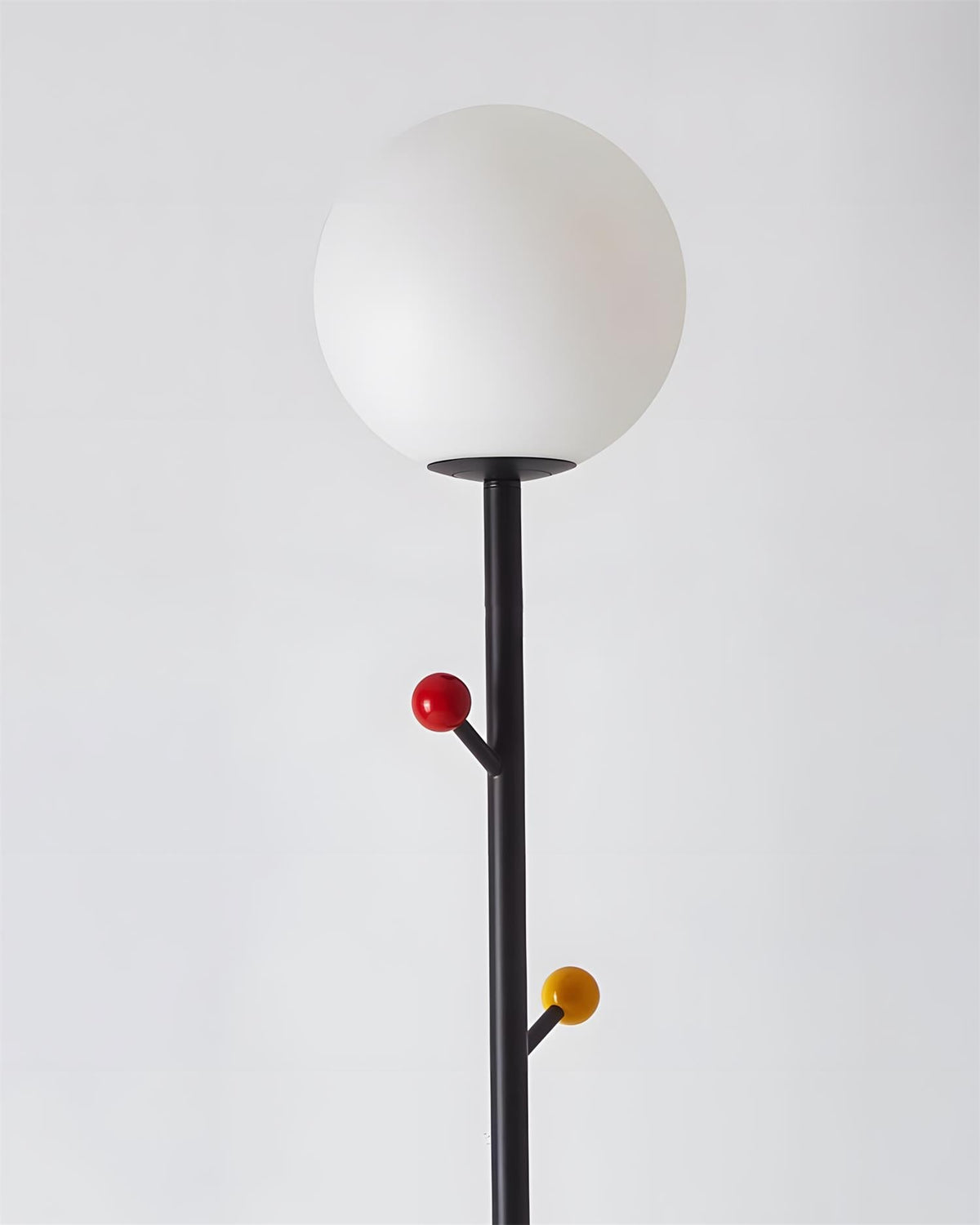 Teriiselia Floor Lamp