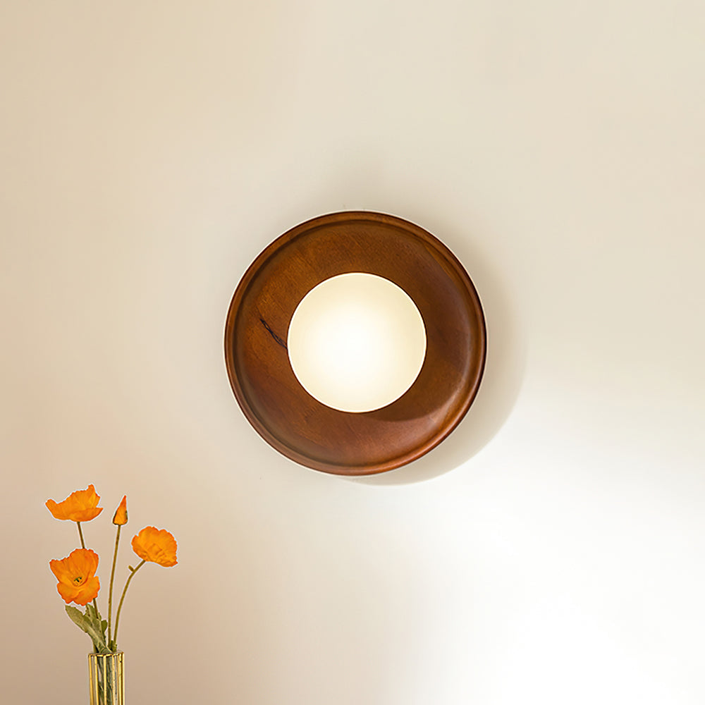 Runa Wooden Wall Lamp