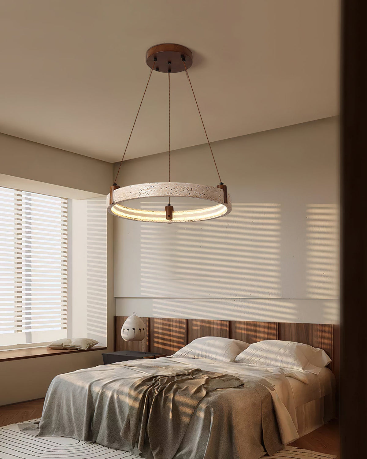 Selaneon Chandelier
