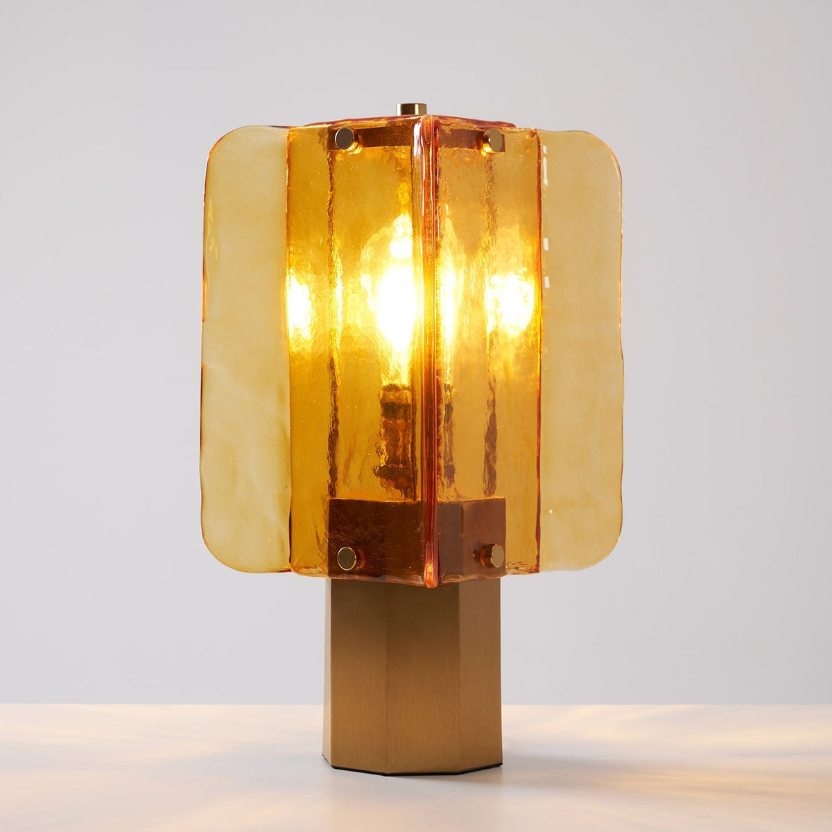 Yentix Glass Table Lamp