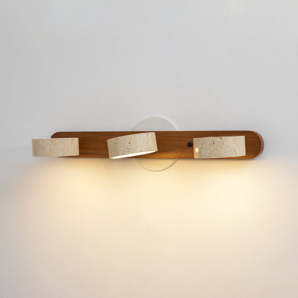 Elairaine Wall Lamp