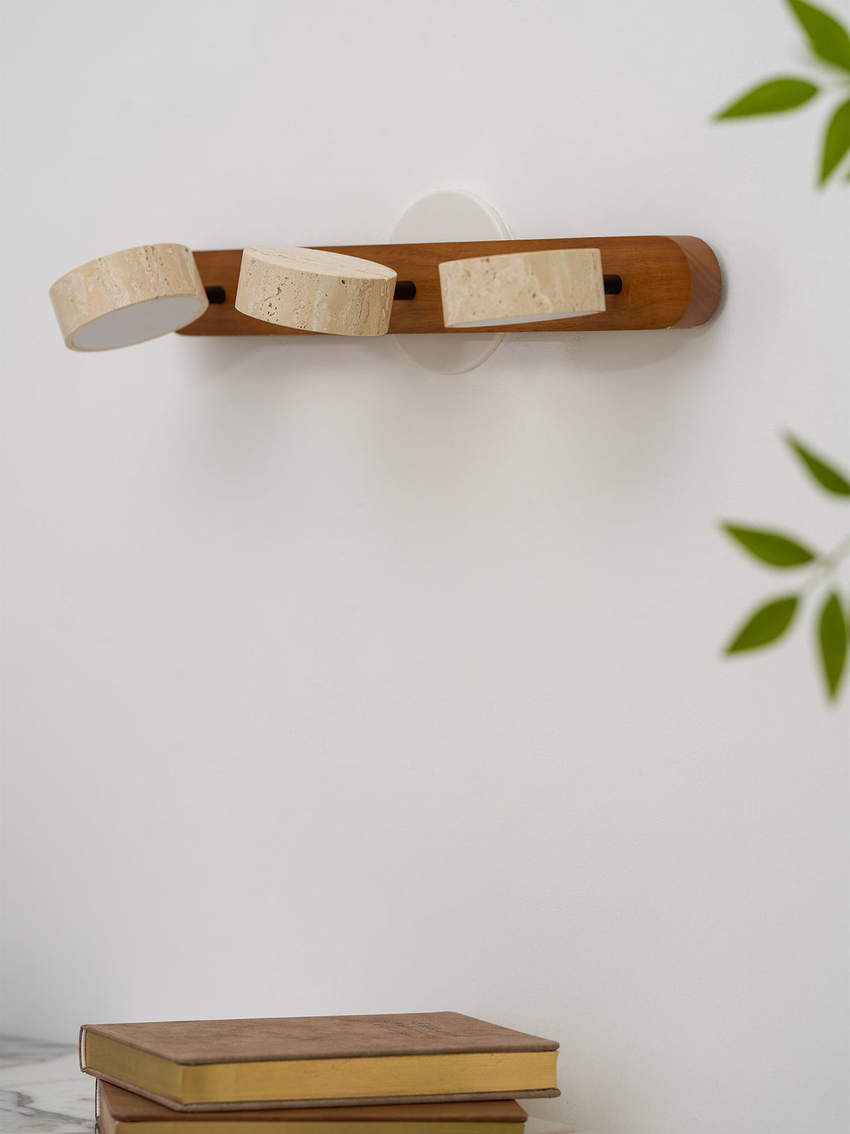 Elairaine Wall Lamp