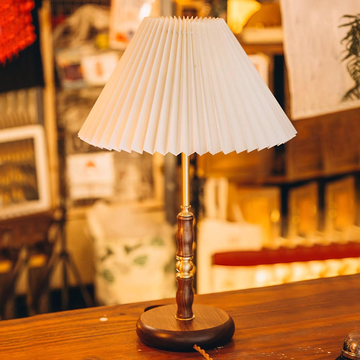 Mirelaya Table Lamp
