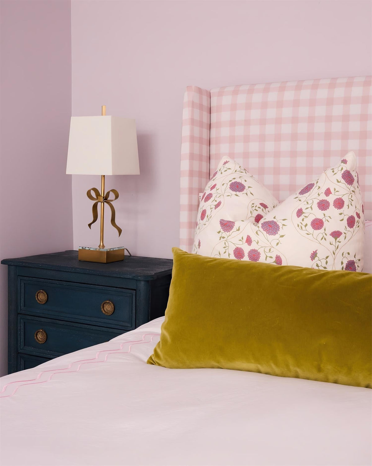 Liororia Table Lamp
