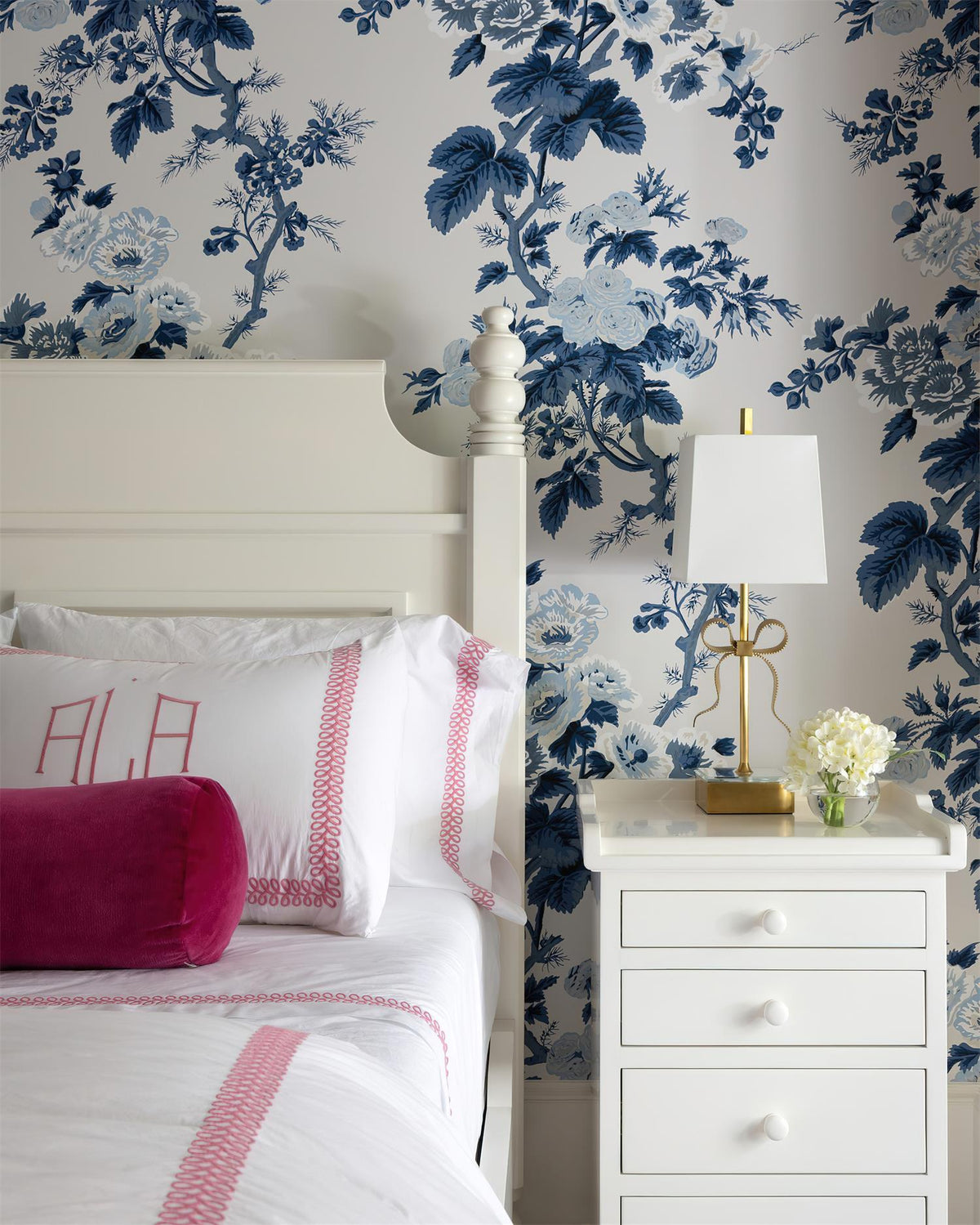 Liororia Table Lamp