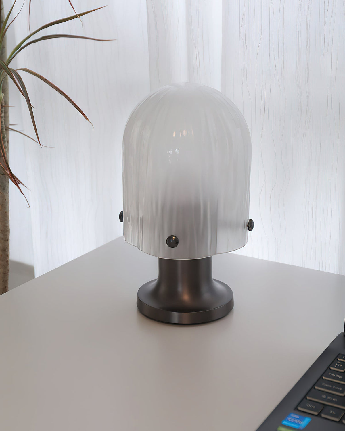 Celivaya Glass Table Lamp