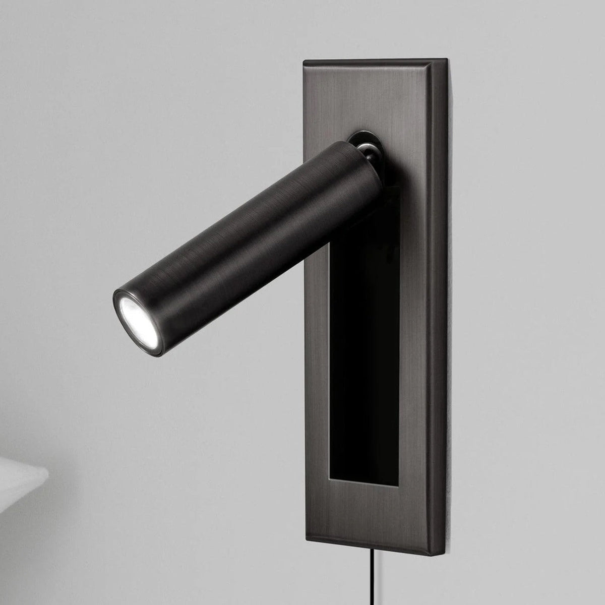 Velerelia Embedded Bedside Plug-in Sconce Wall lamp