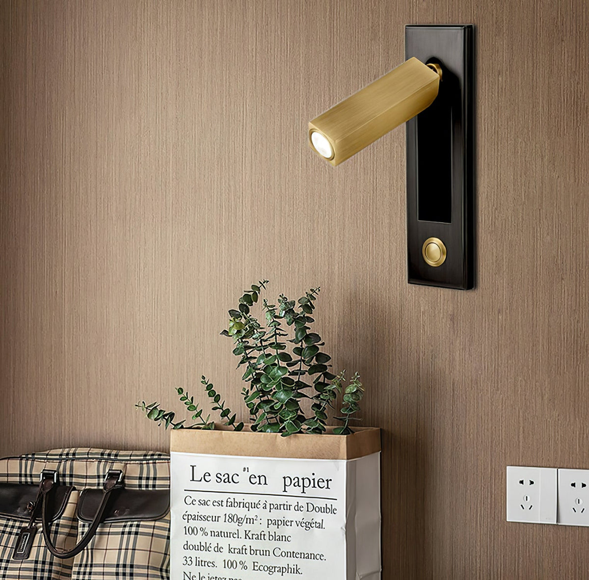 Ciranine Modern Wall Light